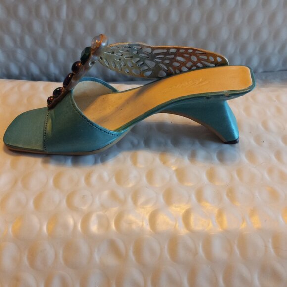 Just The Right Shoe By Raine Flight Of Fancy Mini Figurine 25208 - Picture 2 of 11